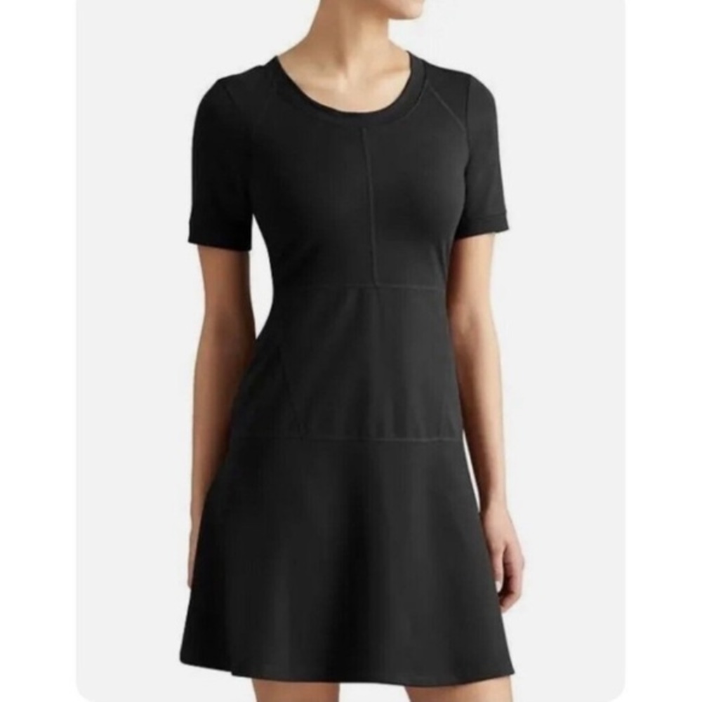 Athleta Black En Route Dress size Small Capsule Wardrobe Career Work Travel
